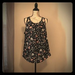 Torrid floral top - Size 1